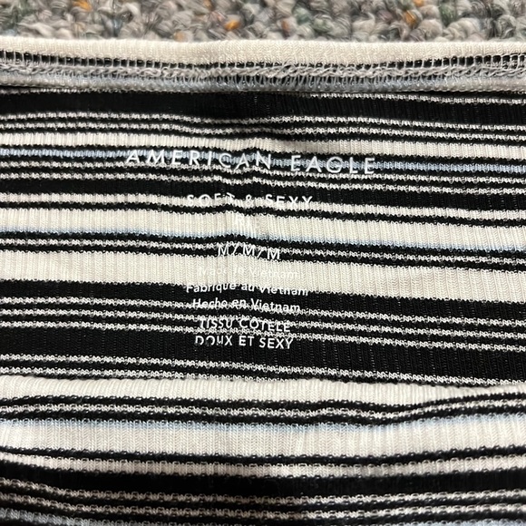 American Eagle strapless crop top - Picture 4 of 4
